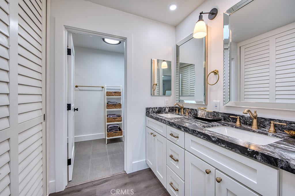23611 Verrazanno Bay
