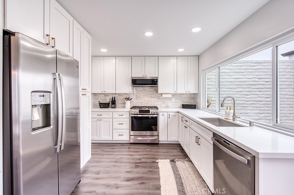 23611 Verrazanno Bay