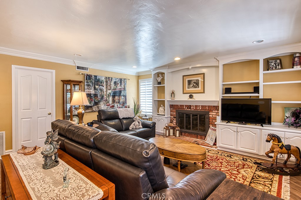 13 Eastridge