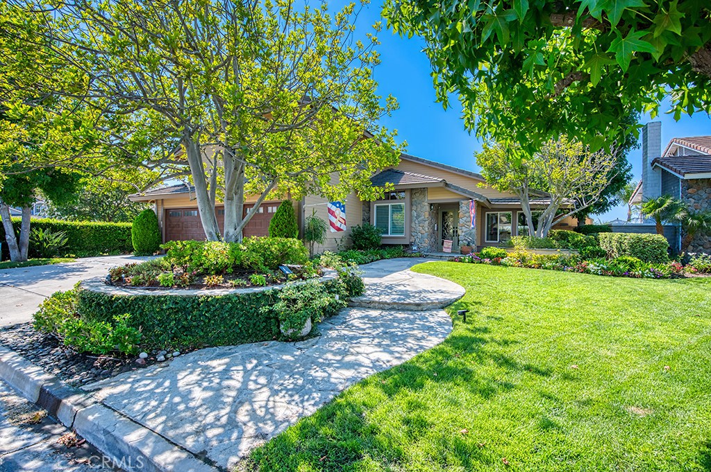 13 Eastridge