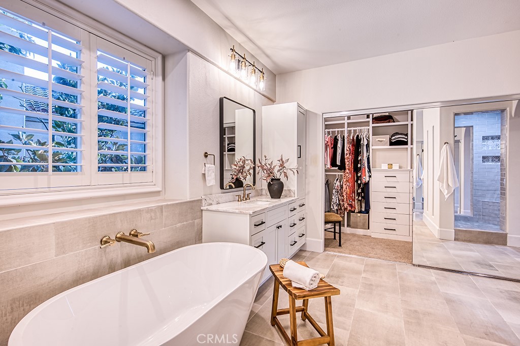 28 Portmarnoch Court