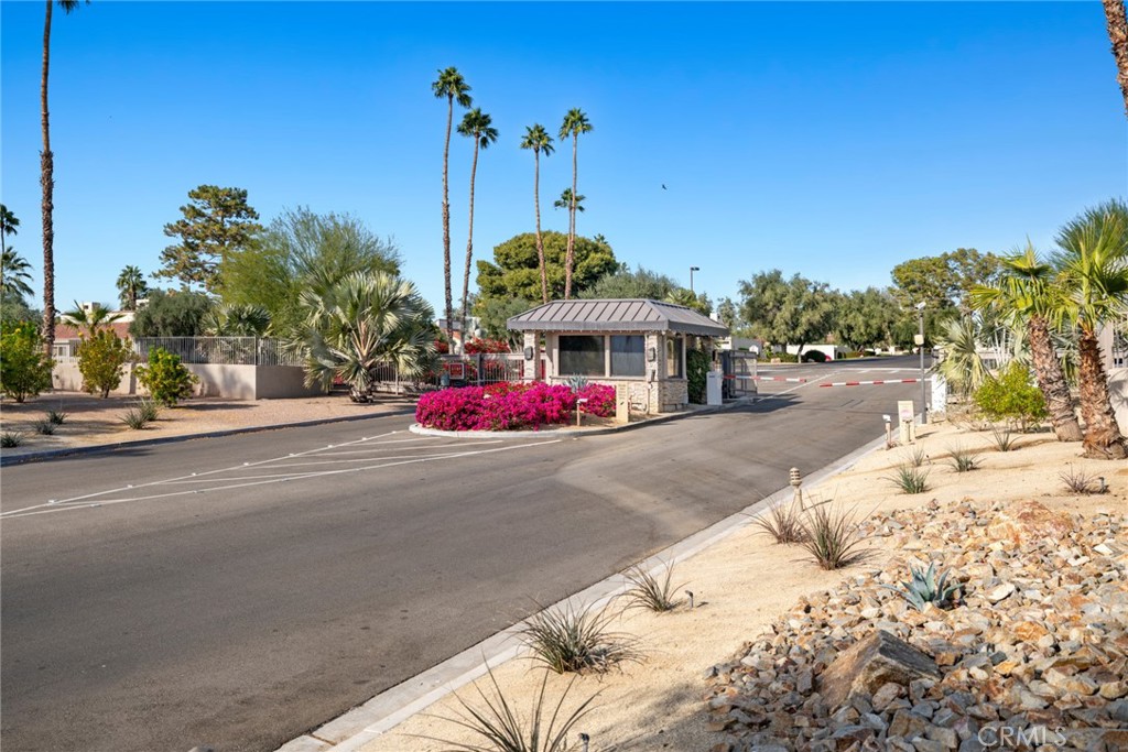 147 Desert West Drive