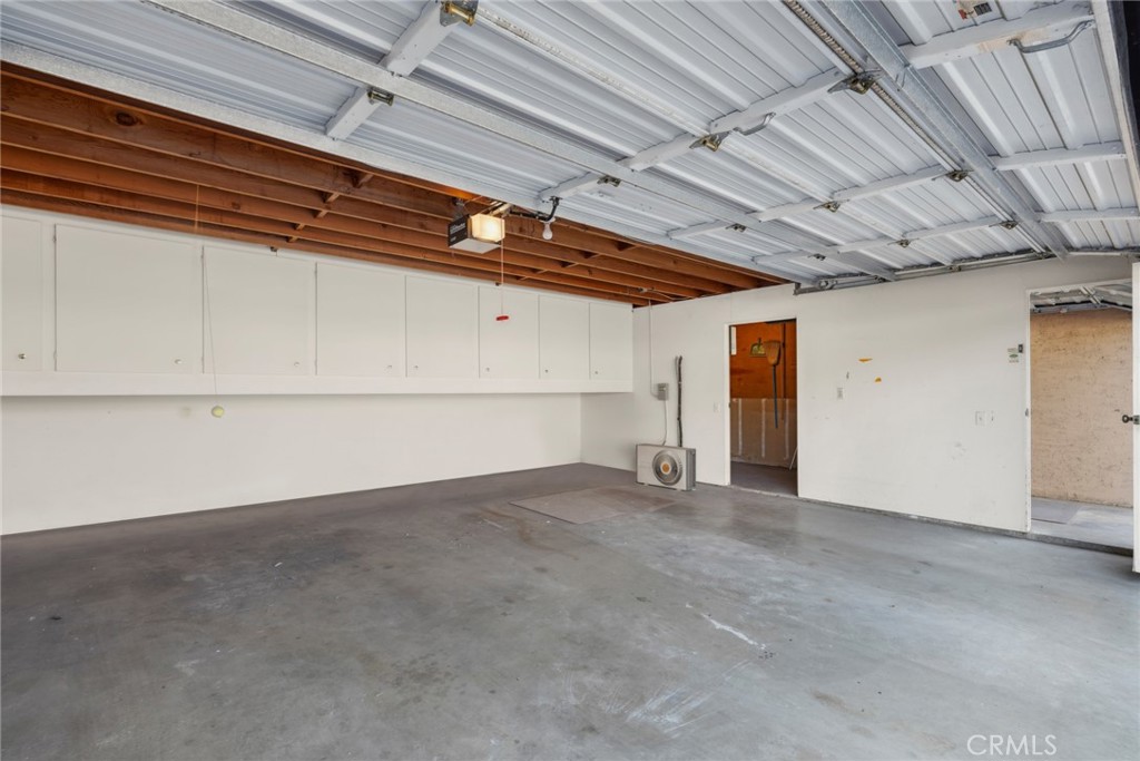 147 Desert West Drive