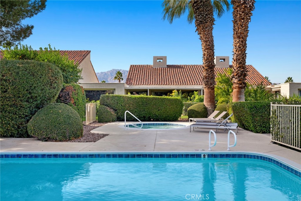 147 Desert West Drive