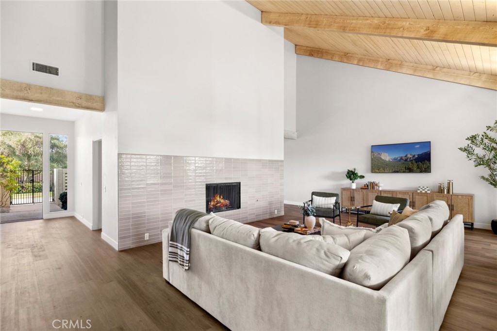 147 Desert West Drive