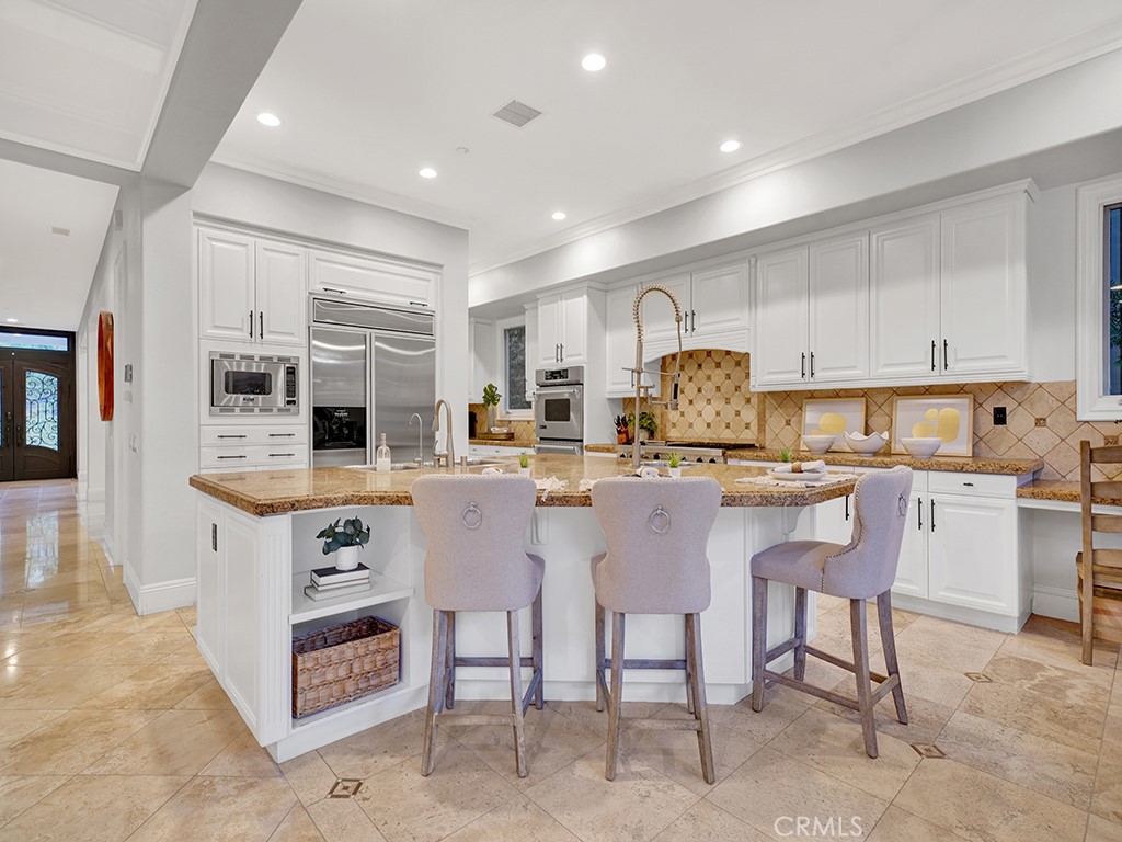 3 Flax Court