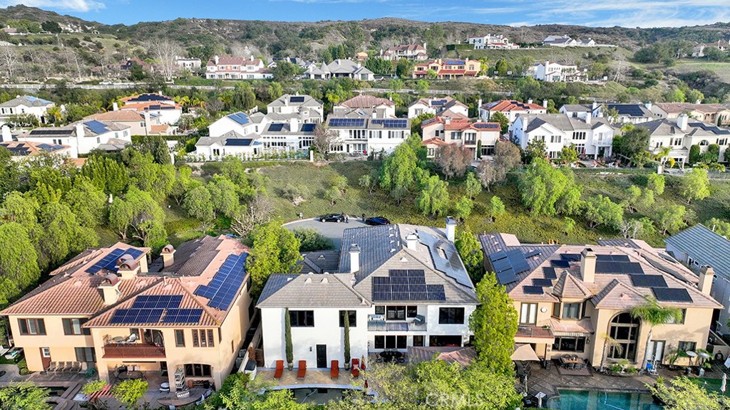 3 Flax Court