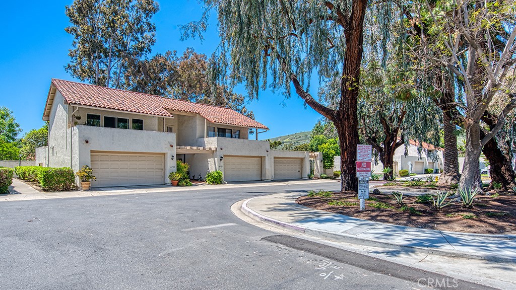 30735 Calle Resplendor