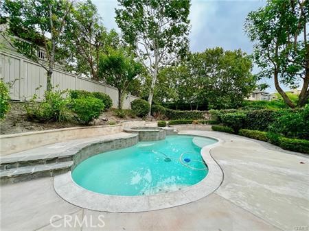 1 Willow Bend Road