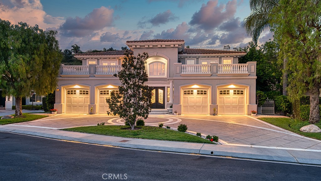 8 Joliet Drive