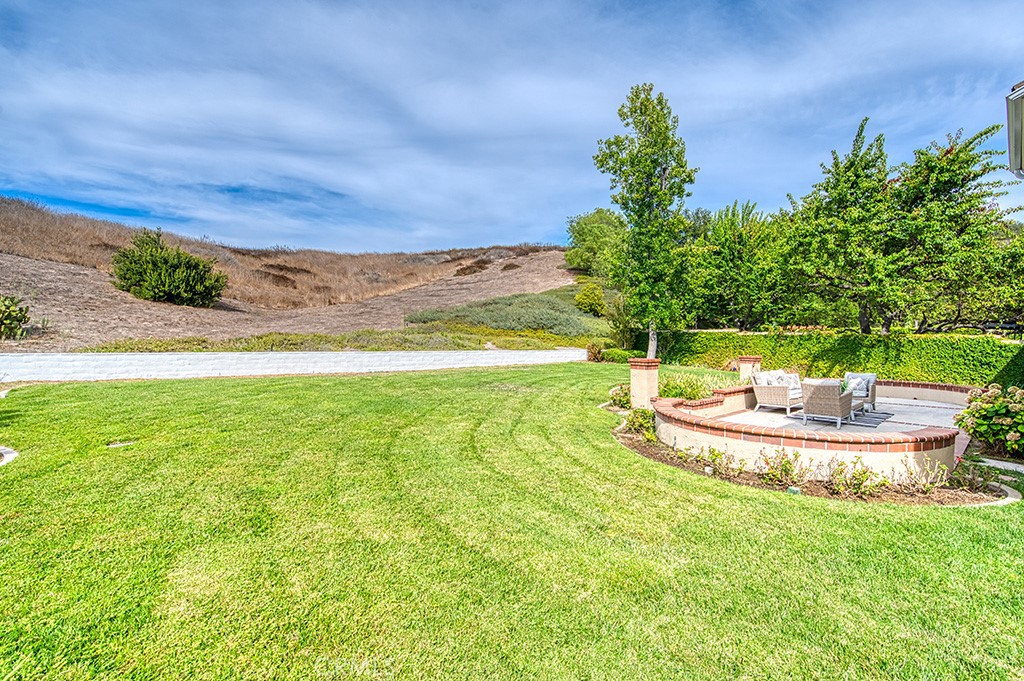 9 Hedgeland