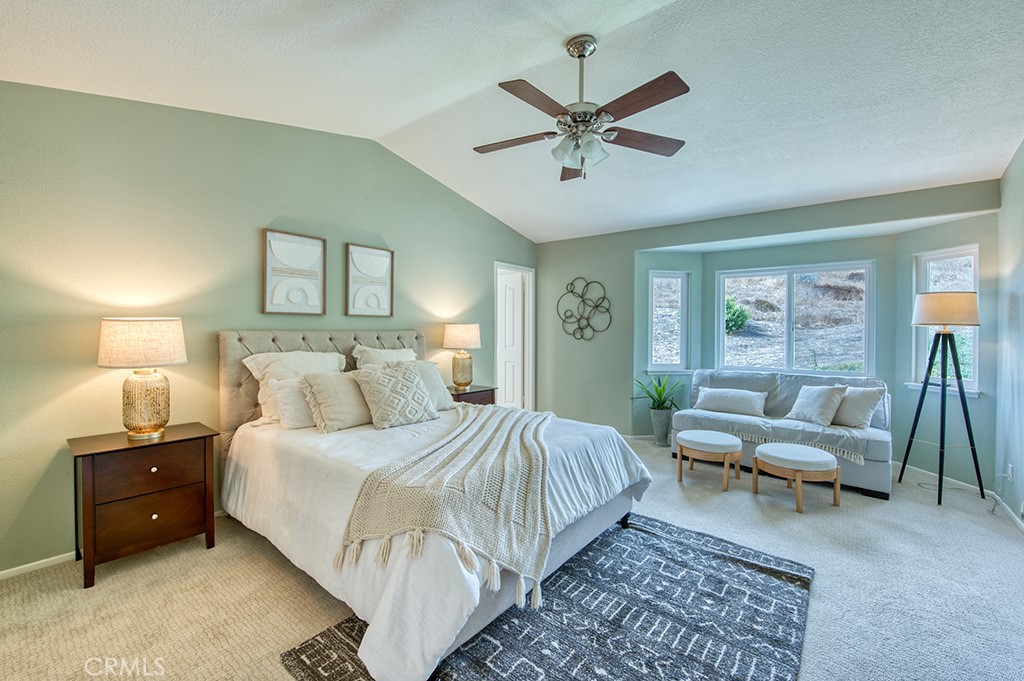9 Hedgeland