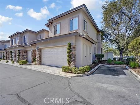 23 Niblick Lane