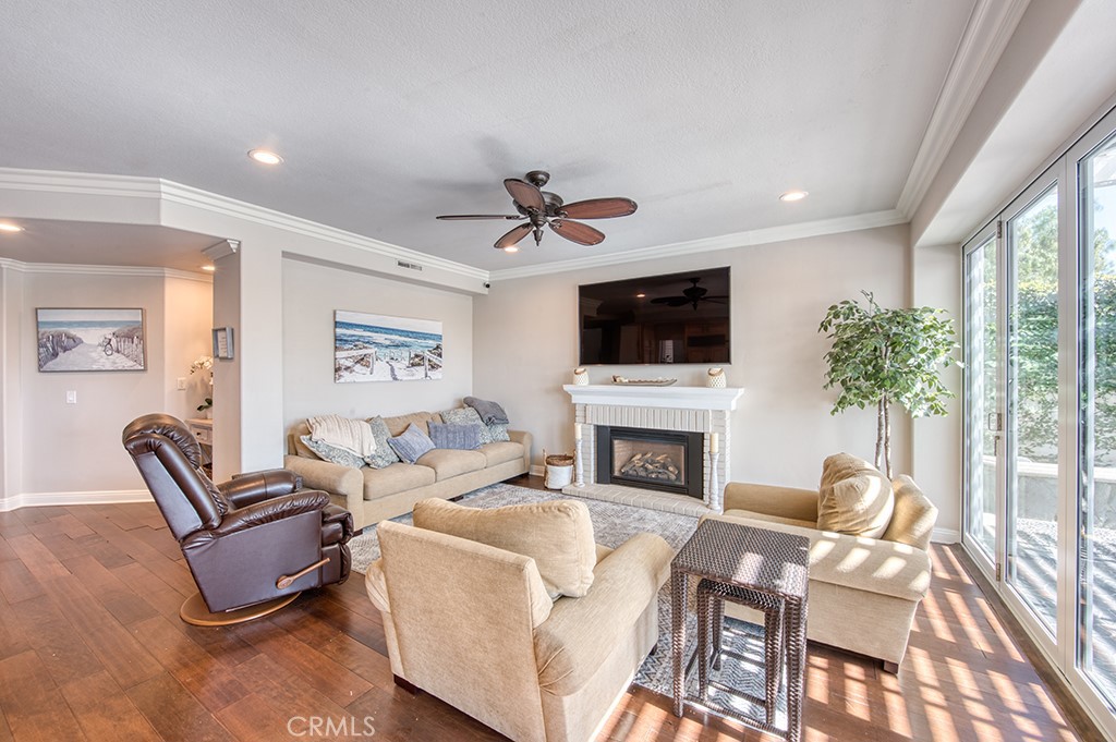 16 Oakmont