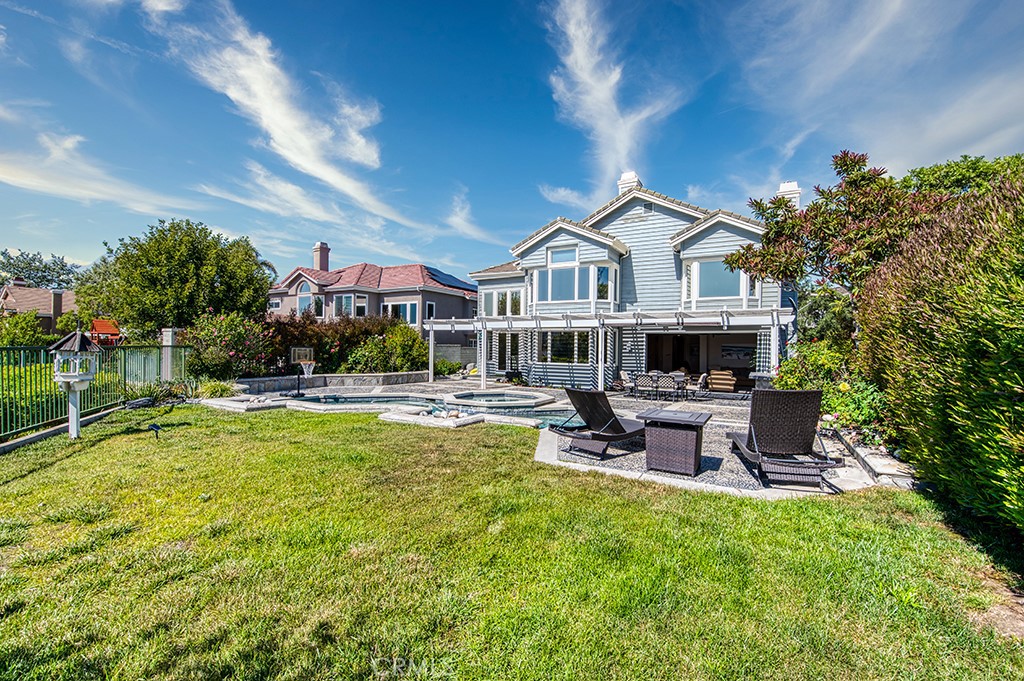 16 Oakmont