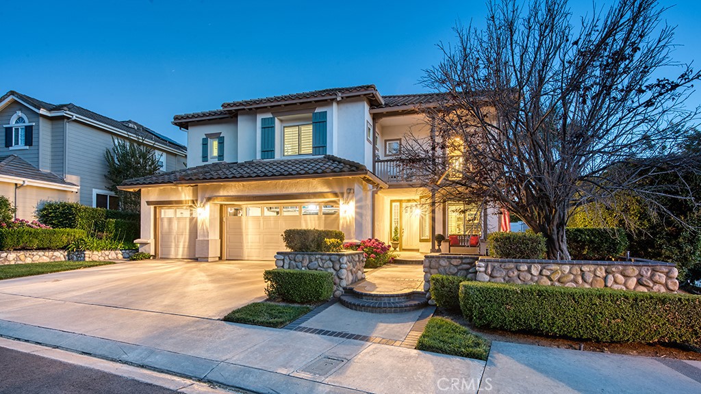 12 Eisenhower Lane