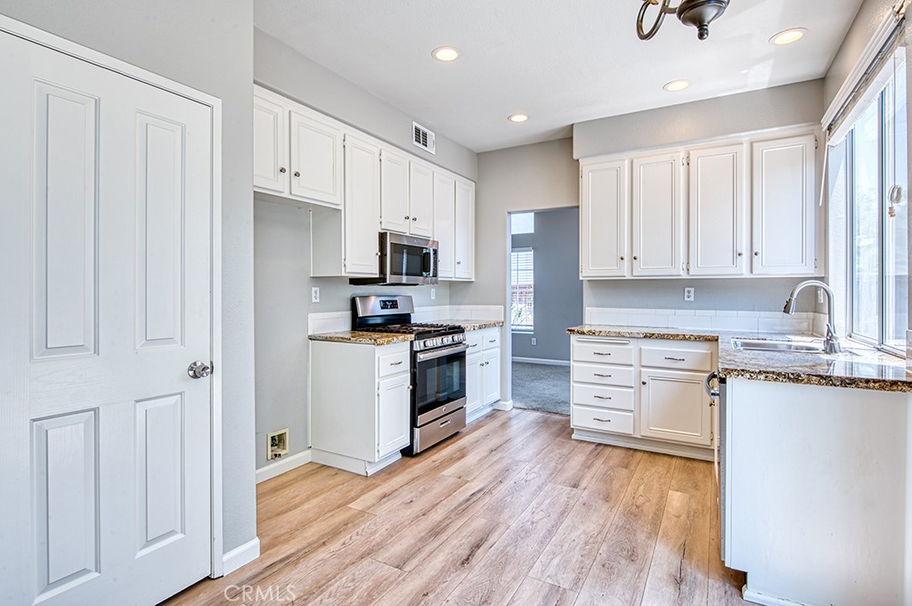 1017 Honeysuckle Drive