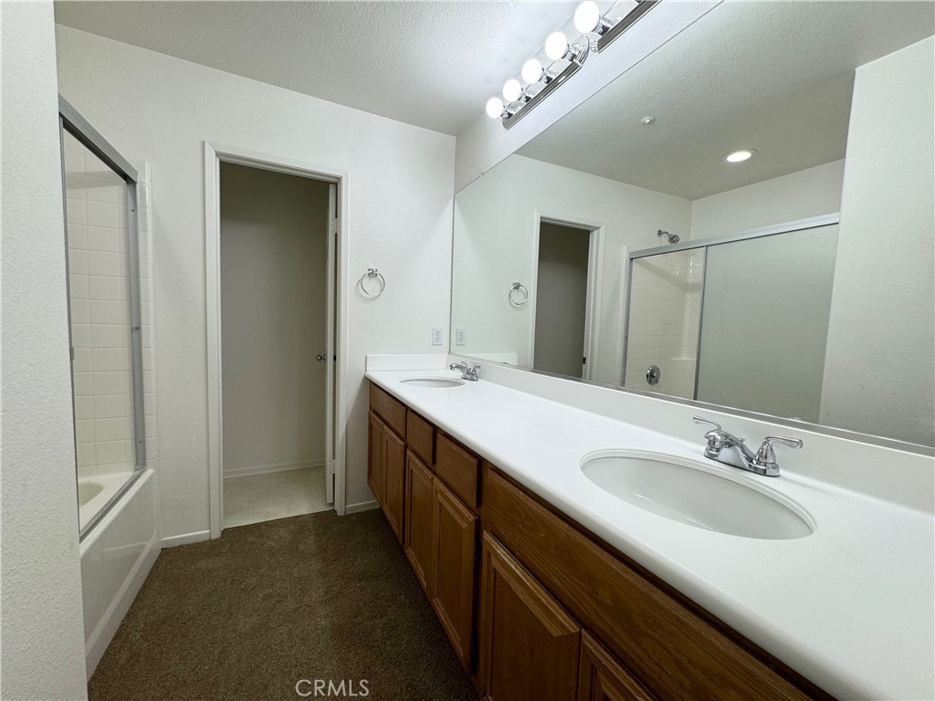 19 Kenilworth Lane 142