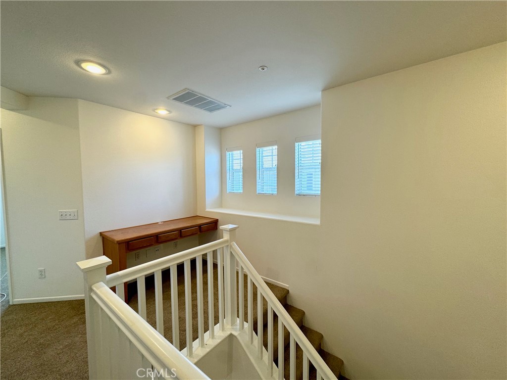 19 Kenilworth Lane 142
