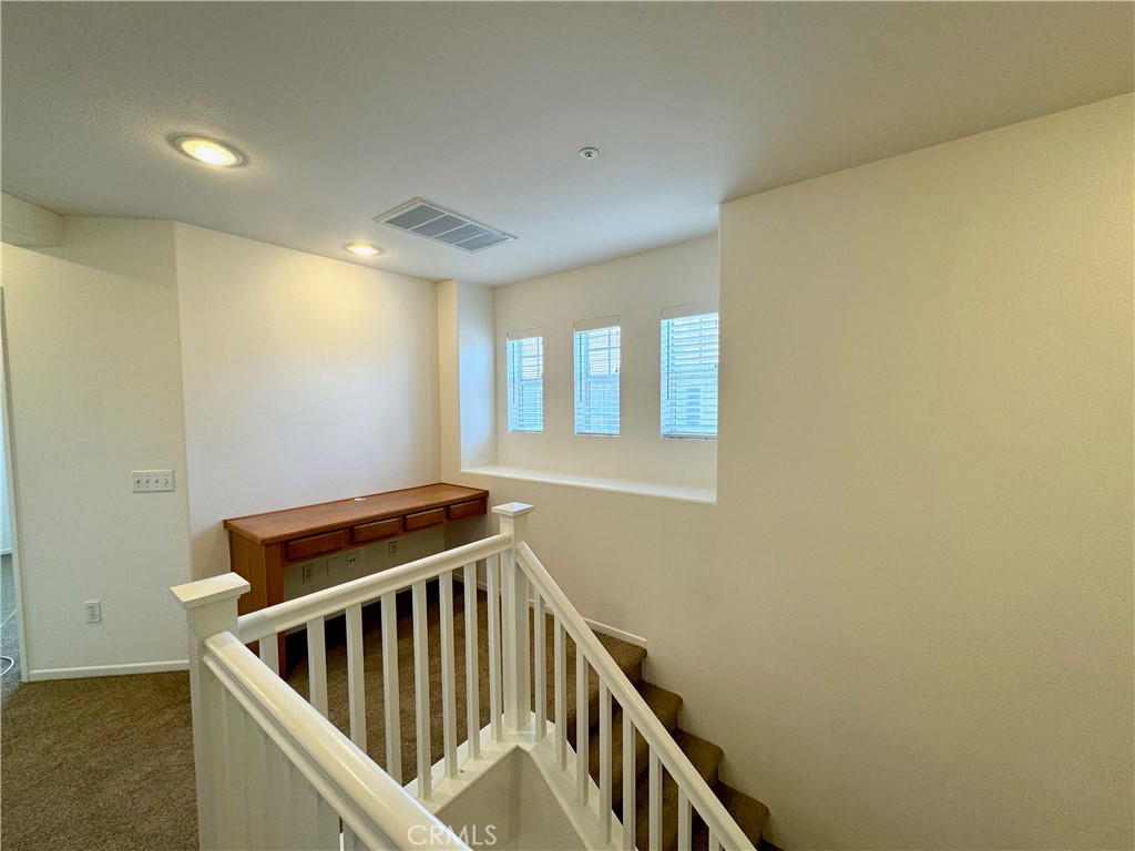 19 Kenilworth Lane 142