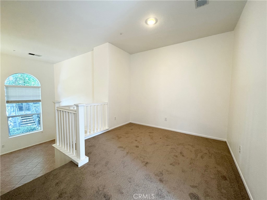 19 Kenilworth Lane 142