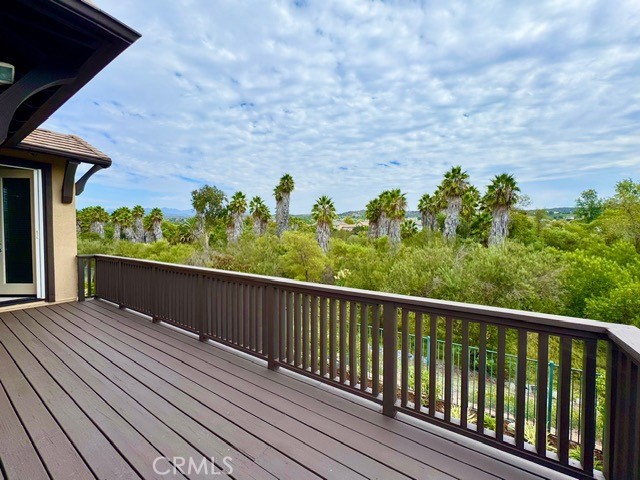 42 Vela Court