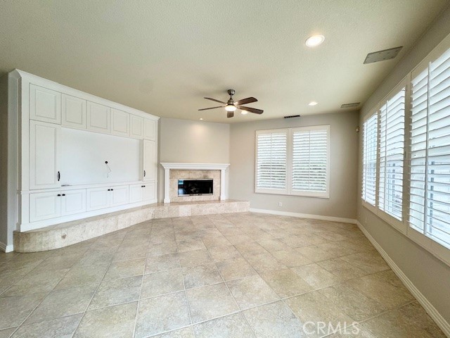 42 Vela Court
