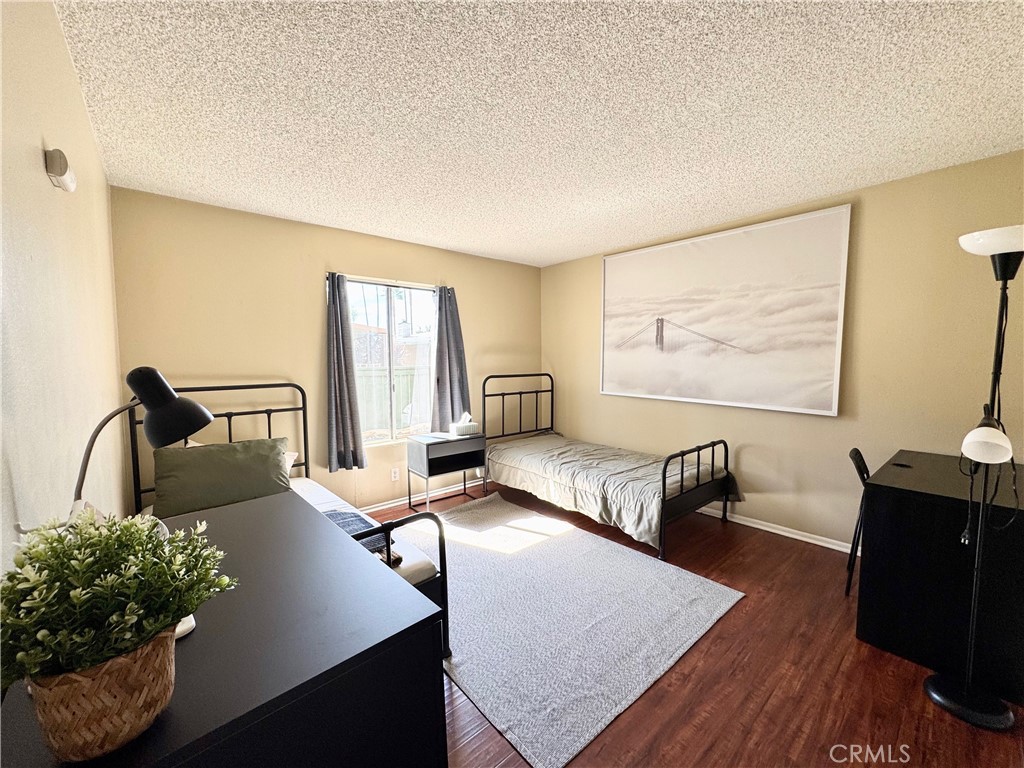 23288 Orange Avenue 5