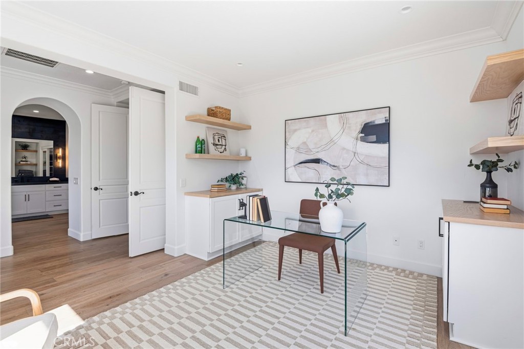 21 Portmarnoch Court