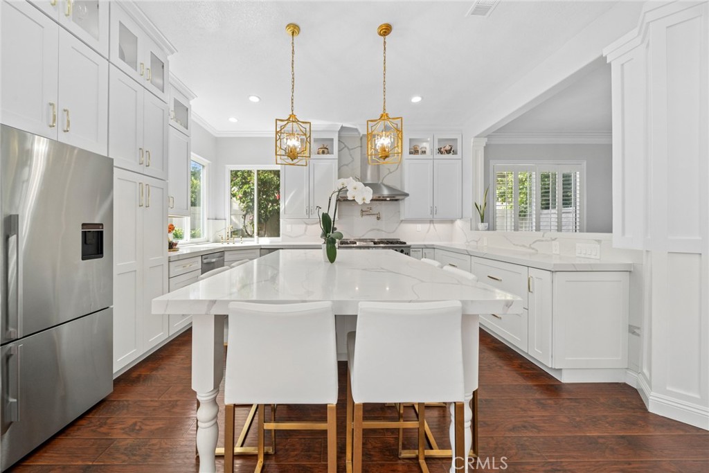 6 Coffeeberry Court