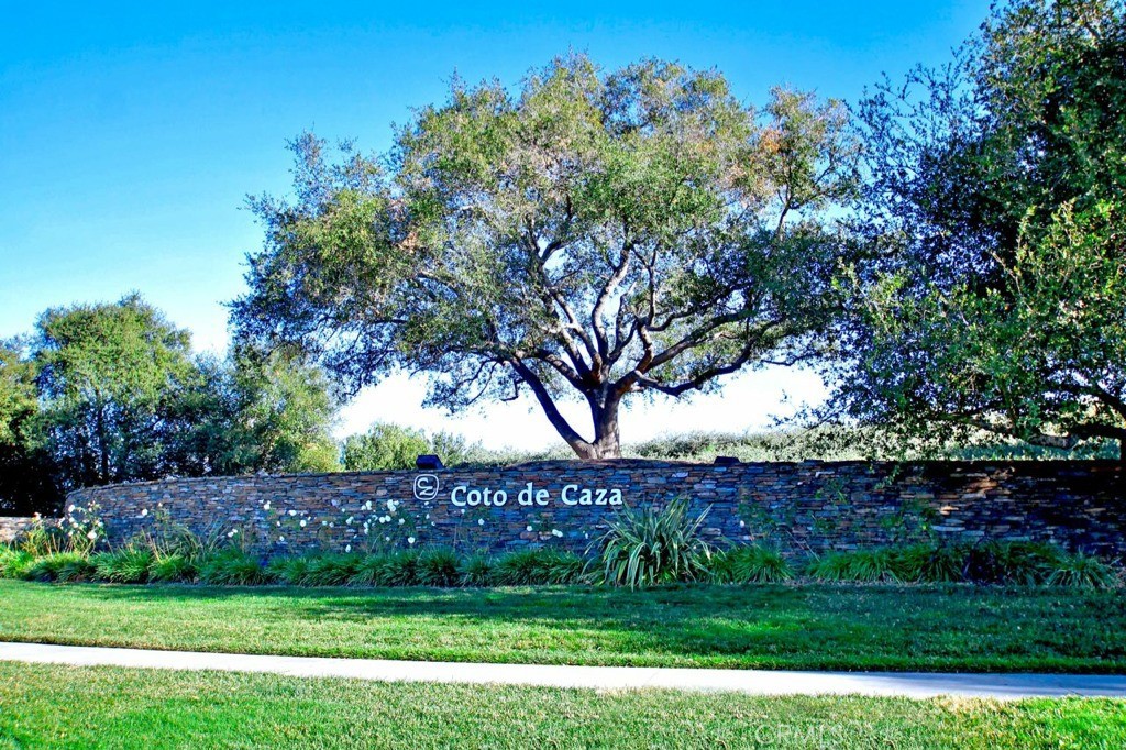 6 Coffeeberry Court