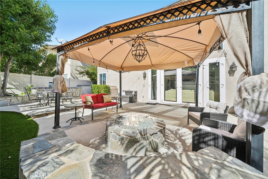 6 Coffeeberry Court