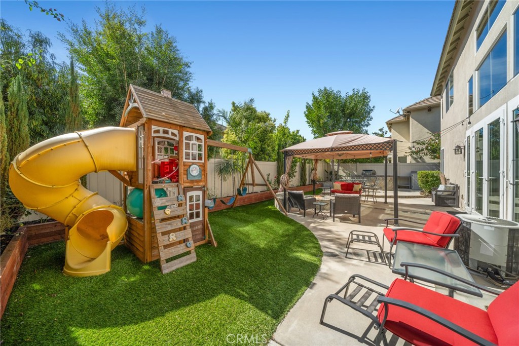 6 Coffeeberry Court