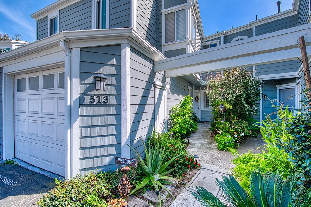 513 San Nicholas Court