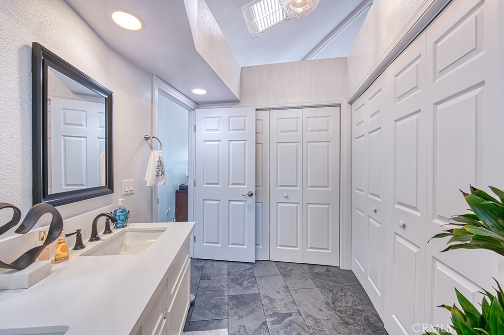 513 San Nicholas Court