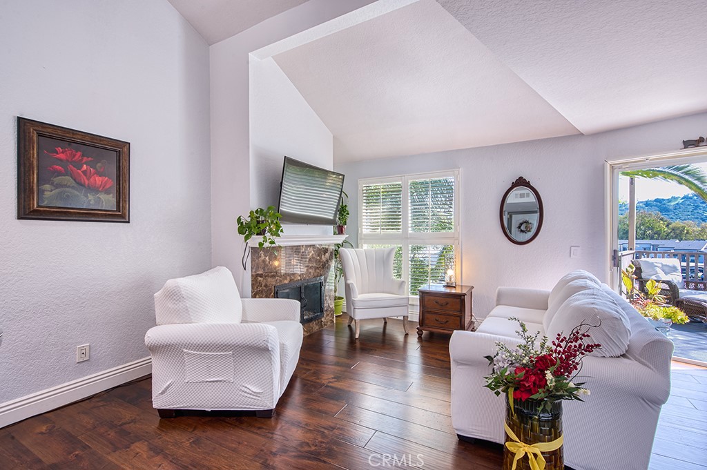 513 San Nicholas Court