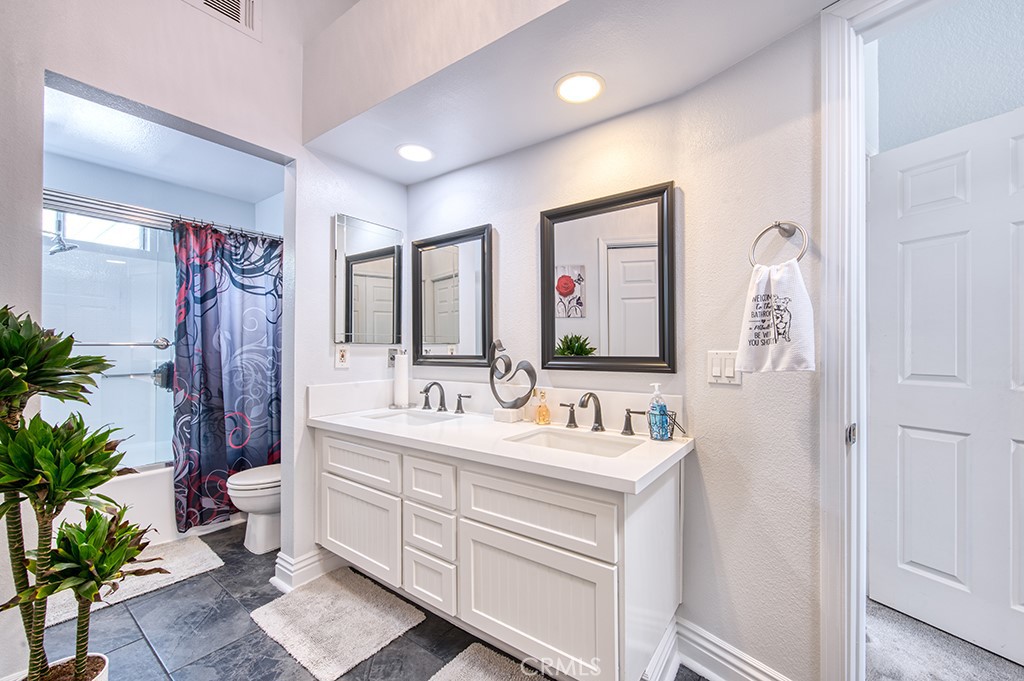 513 San Nicholas Court