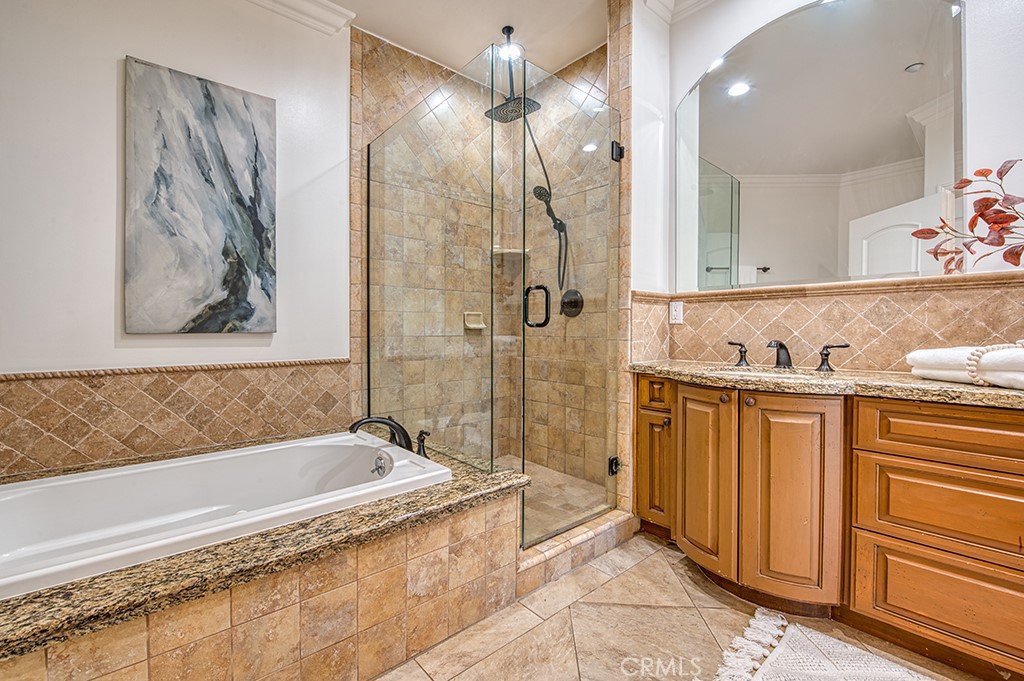 1520 N. El Camino Real 11