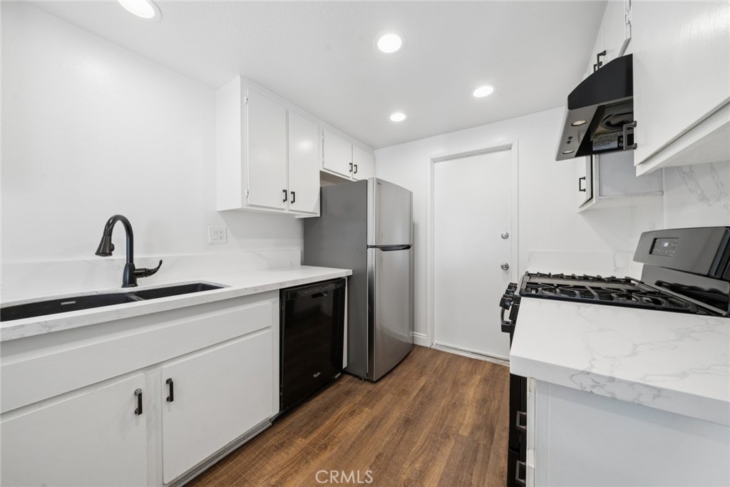 7892 Nomad Circle