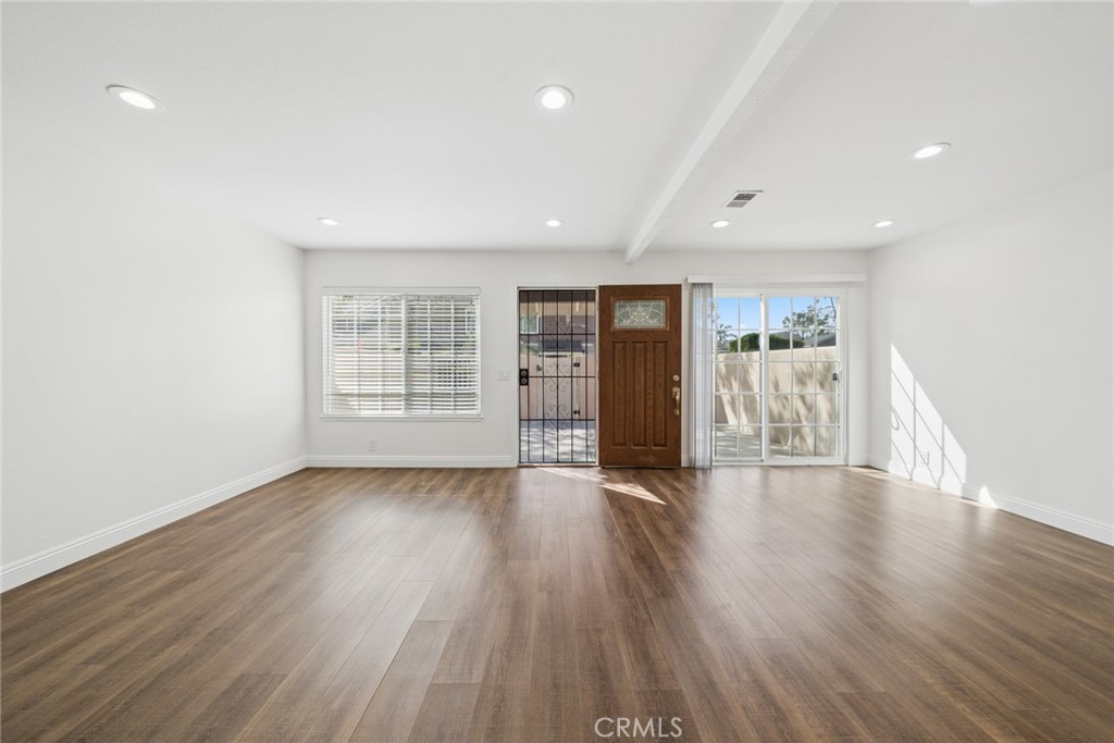 7892 Nomad Circle