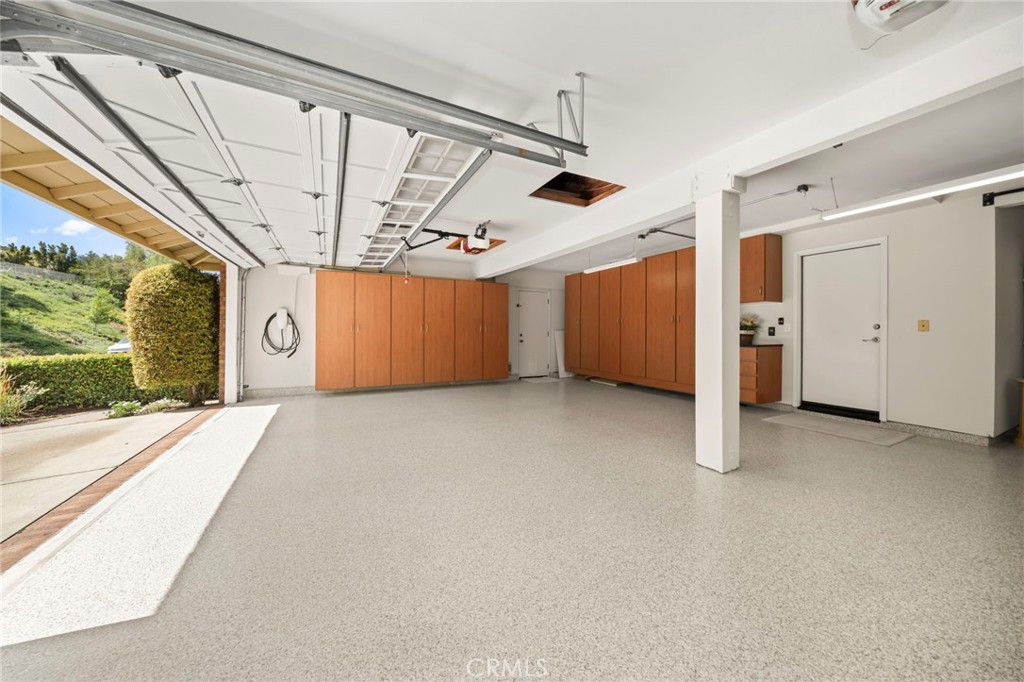 5 Pinewood