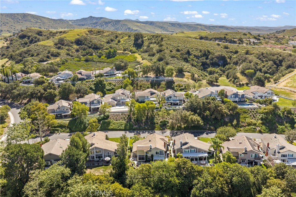 5 Pinewood