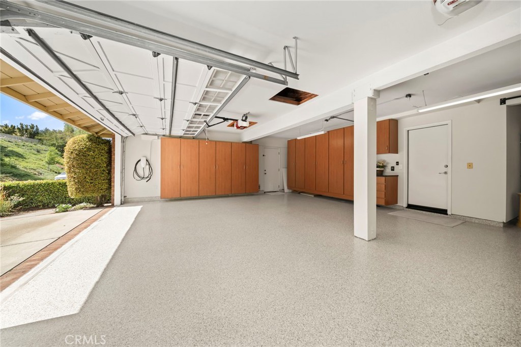 5 Pinewood
