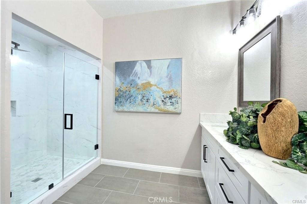 35 Oak Knolls