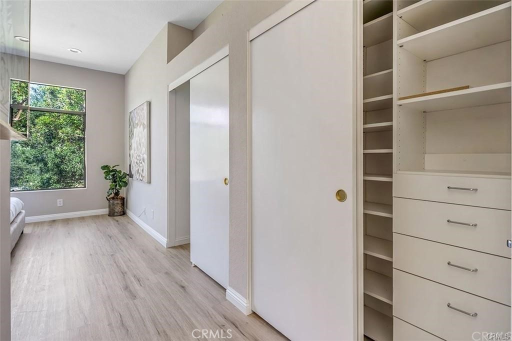 35 Oak Knolls