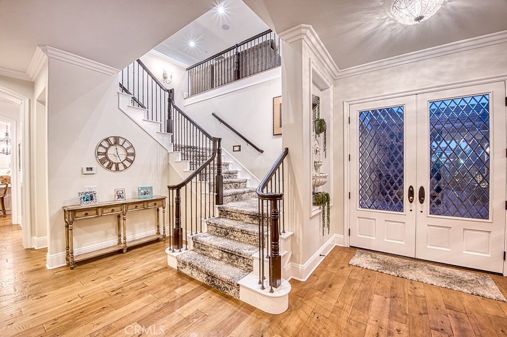22 Hawthorne