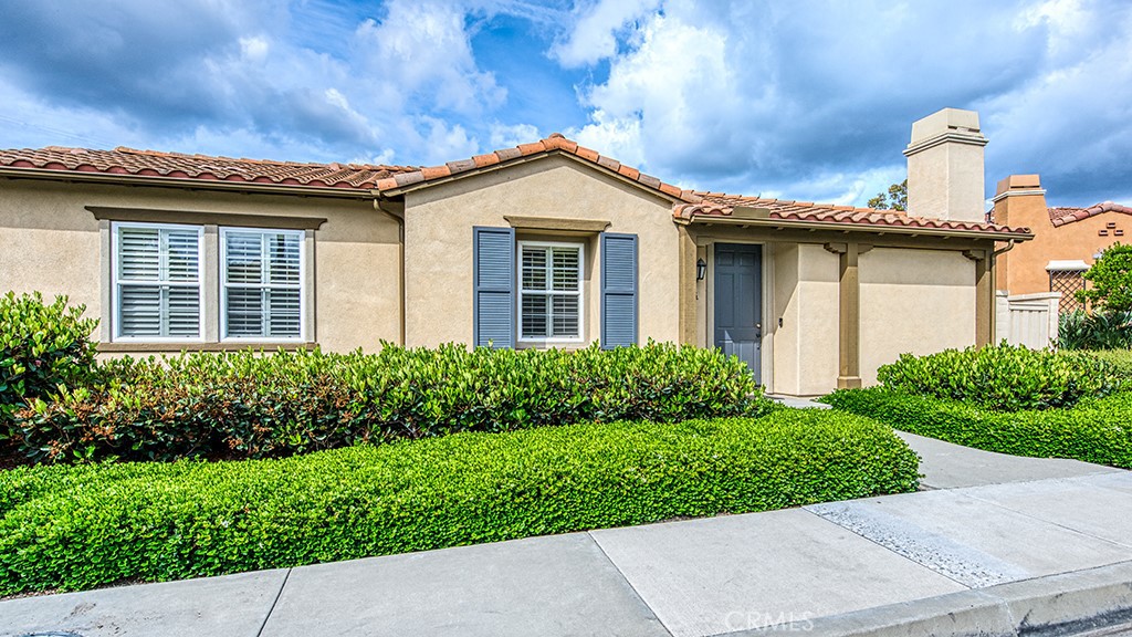 56 Paseo Vista