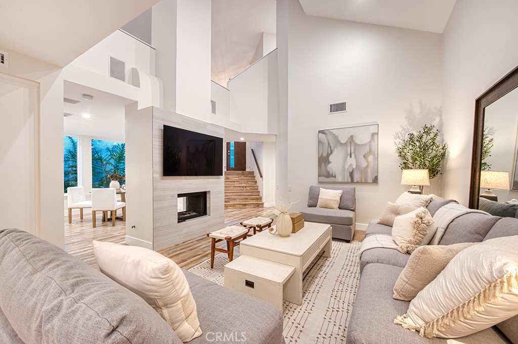 27 Palm Beach Court