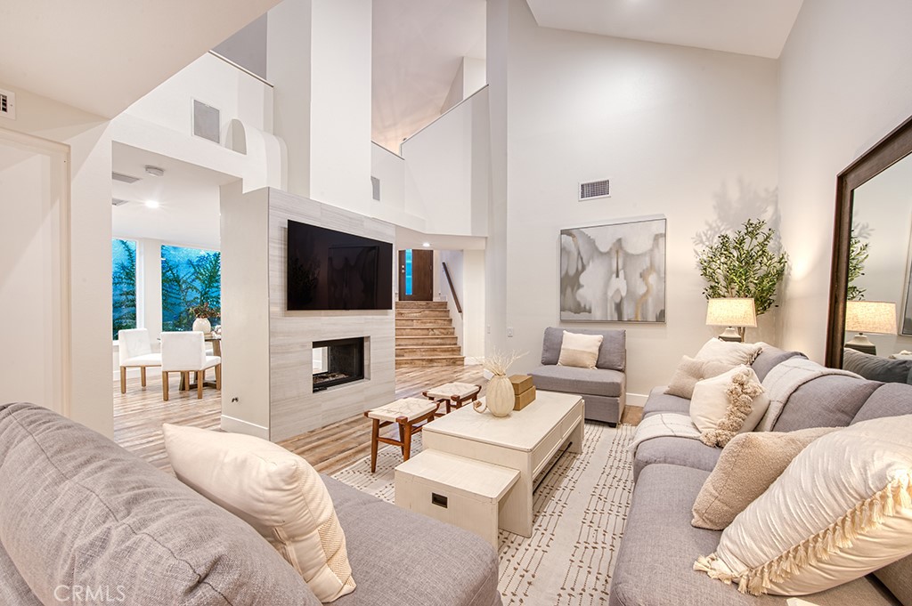 27 Palm Beach Court