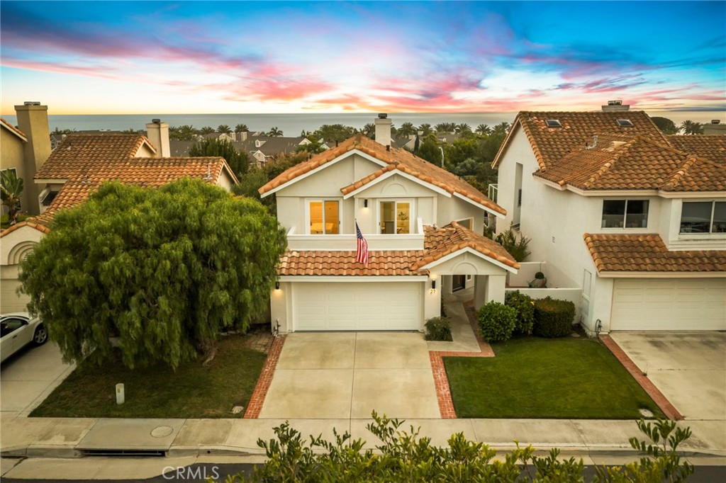 27 Palm Beach Court